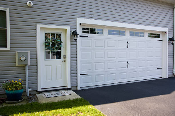 24/7 Emergency Garage Door Panel Replacement experts in Clarke County County, AL